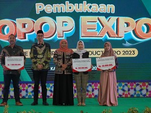 Komitmen Khofifah Perjuangkan Kemandirian Ekonomi Pesantren di Jatim