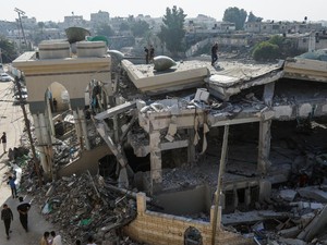 Saat Kumandang Azan Masih Terdengar dari Reruntuhan Masjid Gaza