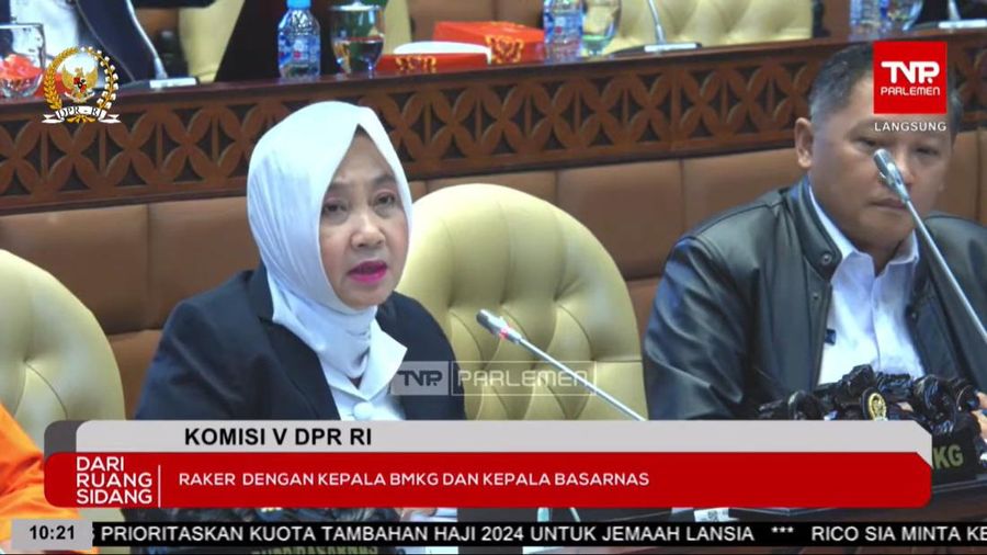 KOMISI V DPR RI RDP DENGAN KEPALA BMKG DAN KEPALA BASARNAS. (Youtube DPR Komisi V)