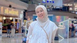 Okie Agustina Siapkan Tubuh Ideal untuk Kembali Syuting