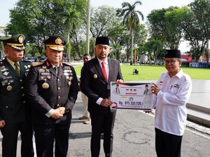 Pemprov Sumbar Salurkan Rp 2,4 M Donasi untuk Palestina, Sumbangan Warga-ASN