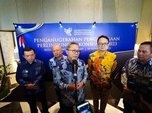 Mendag Beri Penghargaan ke 610 Pasar Tertib Ukur & Ber-SNI