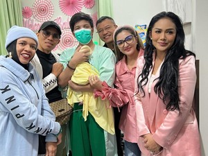 Menanti Nama dan Wajah Anak Kedua Aurel Hermansyah