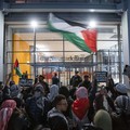 Massa Pro Palestina Demo di Gedung Deplu AS & New York Times
