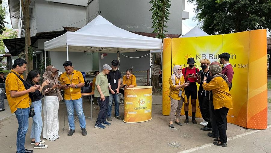 PT Bank KB Bukopin Tbk (BBKP) berkomitmen untuk terus memberikan dampak positif bagi masyarakat