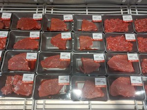 Merapat ke Transmart Full Day Sale! Daging Sapi Diskon Jadi Rp 111.920/kg