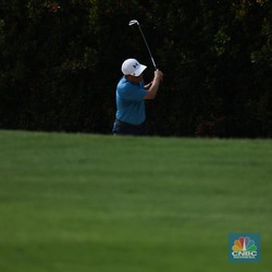 Resmi Melantai di BEI, Saham Emiten Tommy Soeharto (GOLF) Langsung ARA