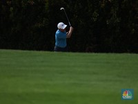 Resmi Melantai di BEI, Saham Emiten Tommy Soeharto (GOLF) Langsung ARA