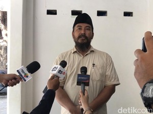 Menantu Gus Mus Klarifikasi Ihwal Pamflet MPR yang Beredar di Medsos