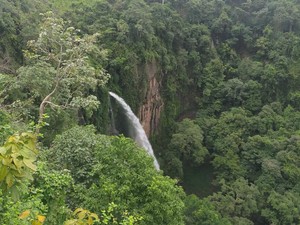 Pesona Wisata Air Terjun di Bima, Cocok Liburan Bareng Keluarga