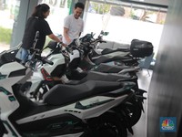 Subsidi Ditambah Jadi Rp10 Juta, Motor Listrik Laku Keras?