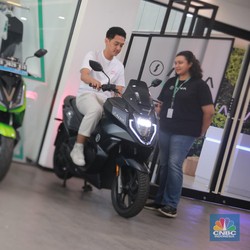 Pemprov DKI Jakarta Bebaskan Pajak Kendaraan Listrik
