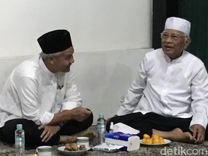 Ganjar Sowan Gus Mus Siang Ini