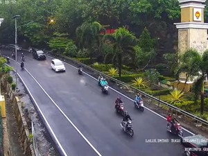 Lalin Jogja-Wonosari Lancar Sore Ini, Hati-hati Jalan Basah