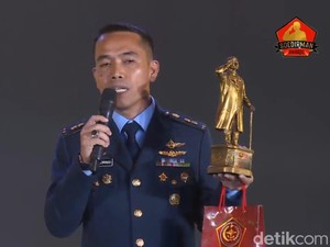 Penerima Soedirman Awards 2023 Tentara Inovatif TNI AU: Letkol Siringoringo