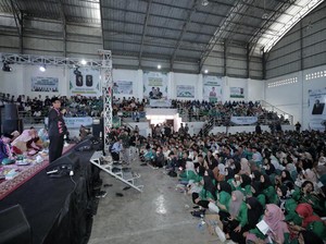 Mahfud MD Ajak Mahasiswa Kawal Pemilu Damai 2024