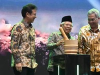 Pakai Bahan Baku Asli RI, Farmasi Ini Jadi Sorotan