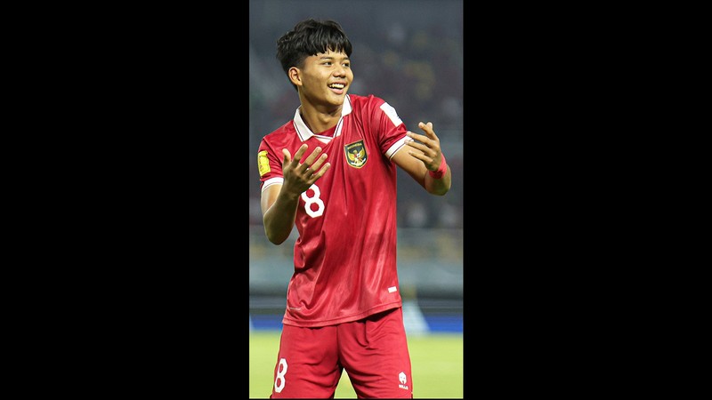 Pemain Timnas Indonesia U-17 Arkhan Purwanto (tengah) melakukan selebrasi bersama rekannya usai mencetak gol ke gawang Panama dalam lanjutan Piala Dunia U-17 di Stadion Gelora BUng Tomo, Surabaya, Jawa Timur, Senin (13/11/2023) malam. (Robertus Pudyanto - FIFA/FIFA via Getty Images) Pemain Timnas Indonesia U-17 Arkhan Purwanto (tengah) melakukan selebrasi bersama rekannya usai mencetak gol ke gawang Panama dalam lanjutan Piala Dunia U-17 di Stadion Gelora BUng Tomo, Surabaya, Jawa Timur, Senin (13/11/2023) malam. (Robertus Pudyanto - FIFA/FIFA via Getty Images)