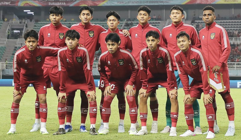 Pemain Timnas Indonesia U-17 Arkhan Purwanto (tengah) melakukan selebrasi bersama rekannya usai mencetak gol ke gawang Panama dalam lanjutan Piala Dunia U-17 di Stadion Gelora BUng Tomo, Surabaya, Jawa Timur, Senin (13/11/2023) malam. (Robertus Pudyanto - FIFA/FIFA via Getty Images) Pemain Timnas Indonesia U-17 Arkhan Purwanto (tengah) melakukan selebrasi bersama rekannya usai mencetak gol ke gawang Panama dalam lanjutan Piala Dunia U-17 di Stadion Gelora BUng Tomo, Surabaya, Jawa Timur, Senin (13/11/2023) malam. (Robertus Pudyanto - FIFA/FIFA via Getty Images)