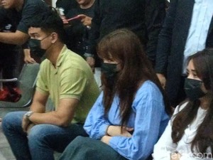 Rebecca Klopper Hadiri Sidang Penyebar Video Syur Diduga Mirip Dirinya
