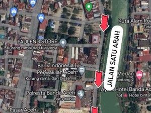 Lusa Jalan Cut Mutia Depan Polresta Banda Aceh 1 Arah