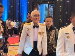 Try Sutrisno Hadiri Malam Penganugerahan Soedirman Awards 2023