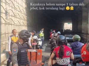Kesalnya Pemotor karena Macet Parah Mampang Imbas Tutup Got Berulang Lagi