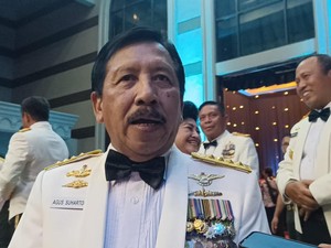 Eks Panglima Agus Suhartono Puji Soedirman Awards: Beri Semangat ke Prajurit