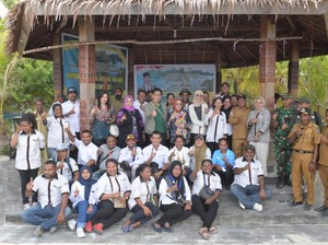 Mendes Gus Halim Dukung Kemandirian Kampung Arborek di Raja Ampat