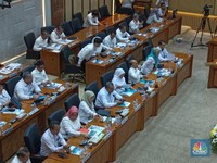 Tiba-tiba Menaker Dipanggil DPR, Ternyata Bahas Ini
