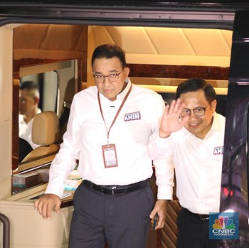 Disambut Meriah, Nih Potret 3 Capres & Cawapres Tiba di KPU