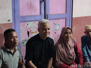 Bertemu Relawan di Kulon Progo, Ganjar Cerita Sukses Jaga Keistimewaan DIY