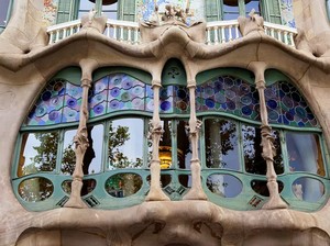 Gaya Arsitektur Art Nouveau: Pengertian, Sejarah dan Ciri khas