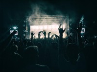 Promotor Konser Musik Ungkap Mengapa Butuh Sponsor Rokok