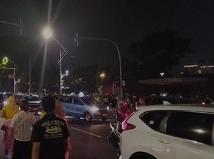 Konser Coldplay di GBK Selesai, Jalan Gerbang Pemuda Macet