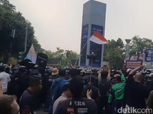 Titik-titik Macet Terkini Imbas Demo Tolak Coldplay