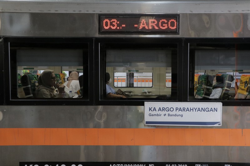 Operasional Kereta Api Argo Parahyangan masih beroperasi secara normal. Operasional Kereta Api Argo Parahyangan masih beroperasi secara normal. (Dok. KAI)