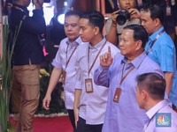 Tim Prabowo Akui RI Banjir Pekerja Informal, Apa Solusinya?
