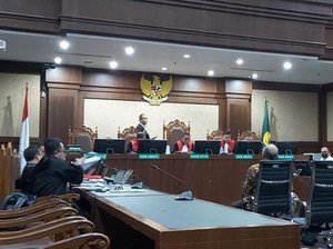 Warisan dari Ibu: Rafael Alun dan Kakak Dapat Masing-masing 1 Kg Emas!
