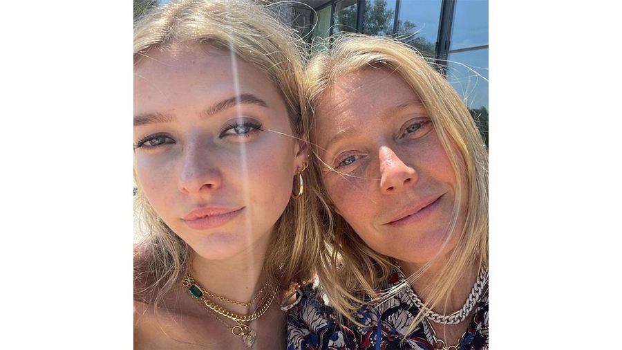 Apple Martin, anak vokalis Coldplay Chris Martin. (Instagram/gwynethpaltrow)