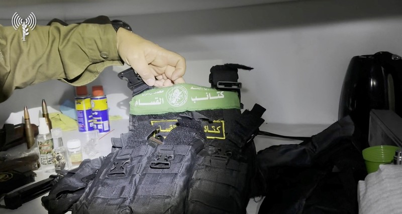 Militer Israel geledah Rumah Sakt (RS) Al Shifa di Gaza. (Israeli Army/Handout via REUTERS) Militer Israel geledah Rumah Sakt (RS) Al Shifa di Gaza. (Israeli Army/Handout via REUTERS)