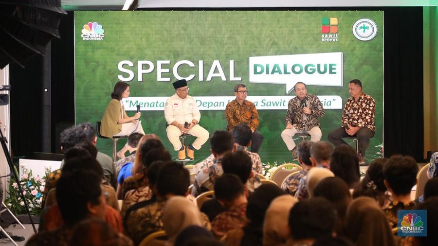 Suasana Special Dialogue 'Menata Masa Depan Sawit Indonesia, di Jakarta Kamis (16/11/2023). (CNBC Indonesia/Tri Susilo)gue 'Menata Masa Depan Sawit Indonesia, di Jakarta Kamis (16/11/2023). (CNBC Indonesia/Tri Susilo)