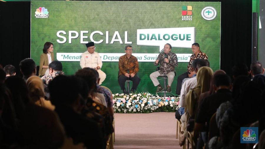 Suasana Special Dialogue 'Menata Masa Depan Sawit Indonesia, di Jakarta Kamis (16/11/2023). (CNBC Indonesia/Tri Susilo)gue 'Menata Masa Depan Sawit Indonesia, di Jakarta Kamis (16/11/2023). (CNBC Indonesia/Tri Susilo)