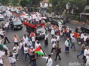 Massa Bela Palestina Minta Polisi Sweeping Produk yang Dukung Israel