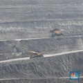 Aktivitas pertambangan batubara milik Bayan Resources di Tabang/Pakar, Kalimantan, Jumat (17/11/2023). (CNBC Indonesia/Muhammad Sabki).