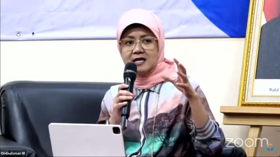 Direktur Bisnis Perum Bulog Febby Novita. (Tangkapan Layar Youtube Ombudsman RI)