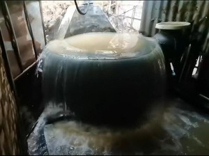Meluapnya Air Sumur di Banjarnegara Tumpah-tumpah hingga Banjiri Dapur Warga