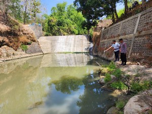 Seorang Guru dan 2 Siswa SD Tewas Tenggelam di Sungai Magetan