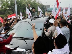 Tiba di Madura, Mahfud Bakal Hadiri Istighosah Kebangsaan-Temui Relawan