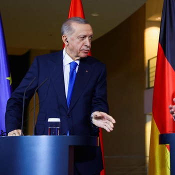 Detik-detik Erdogan 'Semprot' Kanselir Jerman di Depan Publik